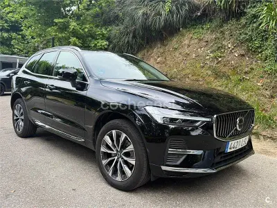 Usado Volvo XC60 Momentum 197 CV (144 kW) 2021 Negro SUV