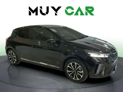 Usado Renault Clio Techno 143 CV (105 kW) 2025 Negro Utilitario