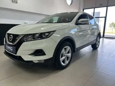 Usado Nissan Qashqai N-Connecta 114 CV (83 kW) 2018 Blanco SUV