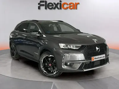 Usado DS Automobiles DS7 Crossback Grand Chic 226 CV (166 kW) 2021 Gris SUV
