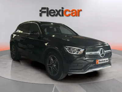 Käytetty Mercedes GLC200 197 HP (144 kW) 2021 Musta Katumaasturi