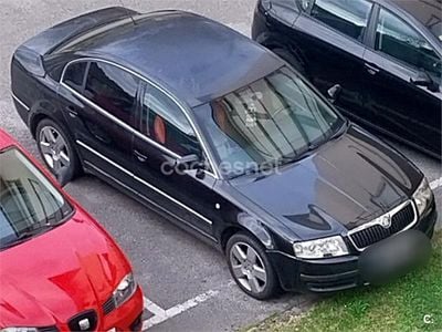Usado Skoda Superb Elegance 130 CV (95 kW) 2004 Negro Berlina