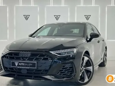 Usado Audi S3 Sportback 333 CV (244 kW) 2024 Negro Utilitario