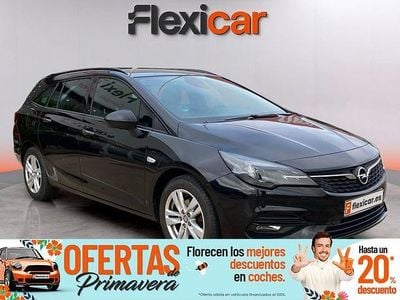 Usado Opel Astra Elegance 145 CV (106 kW) 2020 Negro Familiar