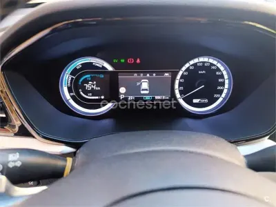 Usado Kia Niro 141 CV (103 kW) 2019 Gris / plata SUV