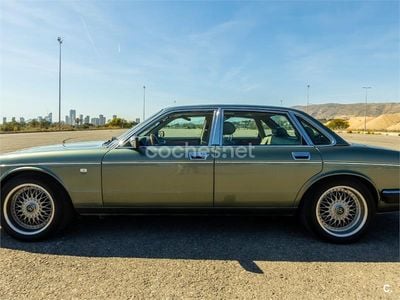 Usado Jaguar XJ Sovereign 245 CV (180 kW) 1995 Verde Berlina