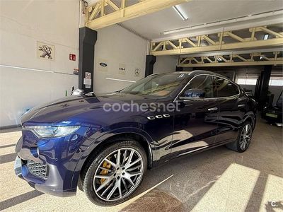 Azul Usado 2017 Maserati Levante GranLusso SUV | 46.500 € (Caro)