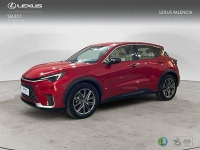 Usado Lexus LBX 136 CV (100 kW) 2025 Rojo SUV
