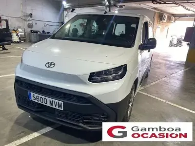 Usado Toyota Proace Verso City 100 CV (73 kW) 2024 Blanco Familiar