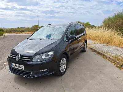 Usado VW Sharan Advance 140 CV (102 kW) 2014 Negro Monovolumen