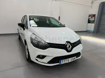 Usado Renault Clio IV Business 75 CV (55 kW) 2018 Blanco Berlina