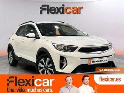 Usado Kia Stonic 84 CV (61 kW) 2023 Blanco SUV
