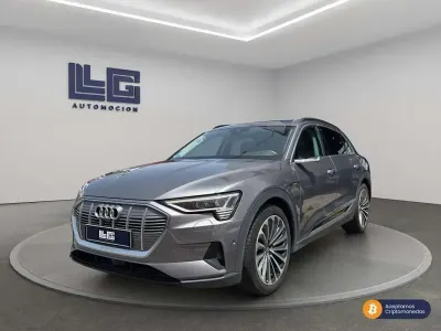 Usado Audi e-tron 300 kW (408 CV) 2019 Gris SUV