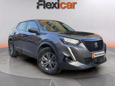 Usado Peugeot 2008 Active 110 CV (80 kW) 2021 Gris SUV