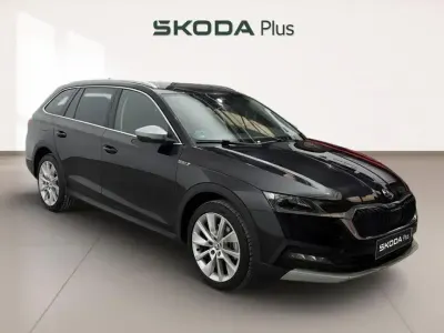 Käytetty Skoda Octavia Scout 4x4 200 HP (147 kW) 2023 Musta Farmari