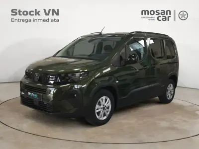 Nowe Peugeot Rifter Allure 100 KM (73 kW) 2026 Zielony Minivan