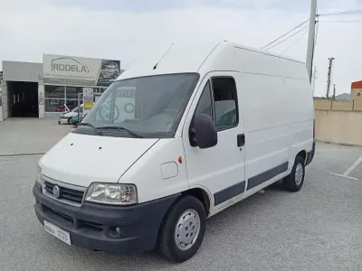 Usado Fiat Ducato 110 CV (80 kW) 2006 Blanco Van