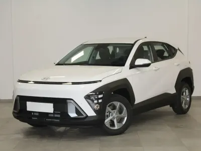 Usado Hyundai Kona 120 CV (88 kW) 2024 Blanco SUV