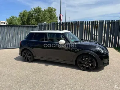 Usado Mini Cooper S 192 CV (141 kW) 2021 Negro Utilitario