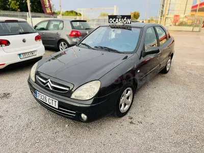Usado Citroën Xsara Exclusive 110 CV (80 kW) 2004 Negro Berlina
