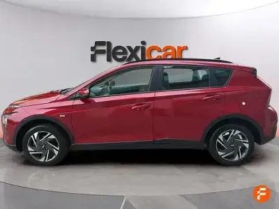Usado Hyundai Bayon 100 CV (73 kW) 2024 Rojo SUV