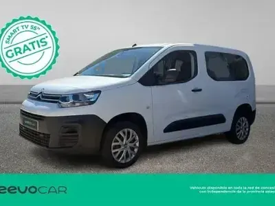 Usado Citroën e-Berlingo Live 102 CV (75 kW) 2023 Blanco Monovolumen