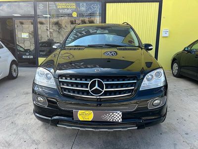 Usado Mercedes ML320 Edition 1 224 CV (164 kW) 2008 Negro SUV