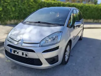 Usado Citroën C4 120 CV (88 kW) 2011 Gris Utilitario