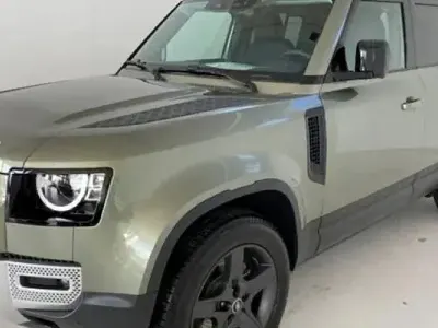 Usado Land Rover Defender S 249 CV (183 kW) 2025 Verde SUV