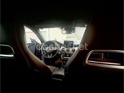 Gris / plata Usado 2019 Mercedes CLA180 Berlina | 19.000 € (Super precio)