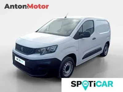 Usado Peugeot Partner S 102 CV (75 kW) 2022 Blanco Monovolumen
