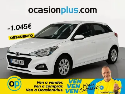 Usado Hyundai i20 75 CV (55 kW) 2019 Blanco Utilitario