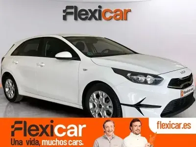 Usado Kia Ceed 100 CV (73 kW) 2022 Blanco Utilitario