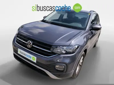 Usado VW T-Cross Advance 110 CV (80 kW) 2023 Gris/plata SUV