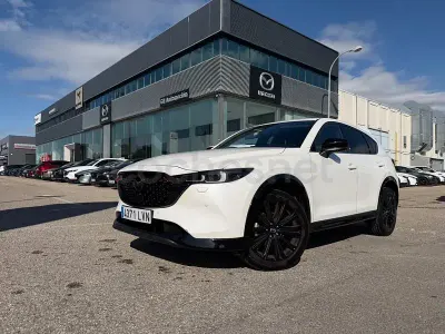 Käytetty Mazda CX-5 Homura-Line 165 HP (121 kW) 2021 Valkoinen Katumaasturi