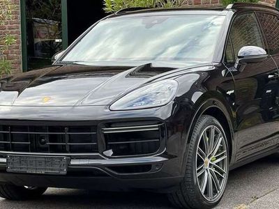 usado Porsche Cayenne Turbo S E-Hybrid Aut.