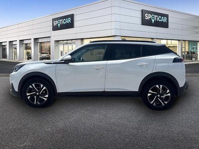 Usado Peugeot 2008 Allure 130 CV (95 kW) 2021 Blanco SUV