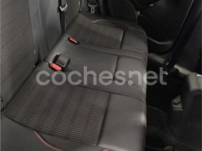 Usado Peugeot 2008 GT-line 130 CV (95 kW) 2018 Gris / plata SUV