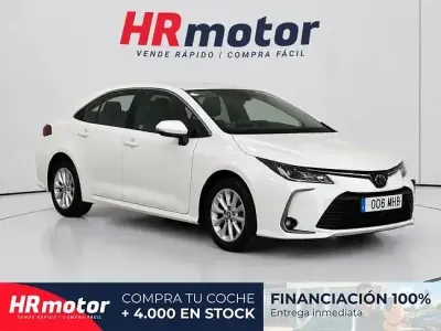 Usado Toyota Corolla Eco 140 CV (102 kW) 2023 Blanco Berlina