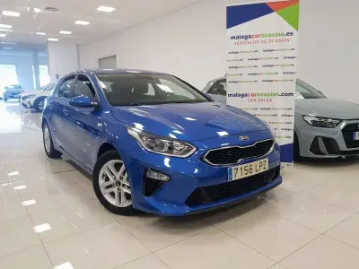Usado Kia Ceed 120 CV (88 kW) 2021 Azul Utilitario