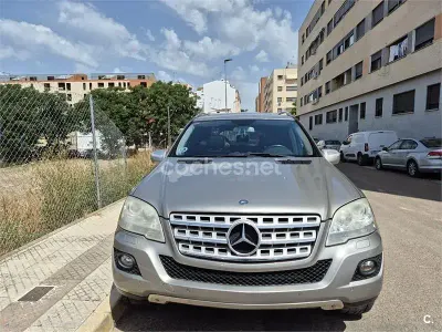 Usado Mercedes ML320 224 CV (164 kW) 2009 Gris / plata SUV
