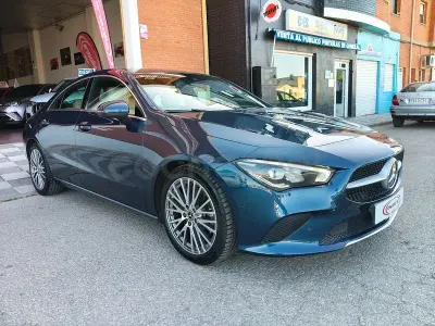 Usado Mercedes CLA220 190 CV (139 kW) 2022 Azul Berlina