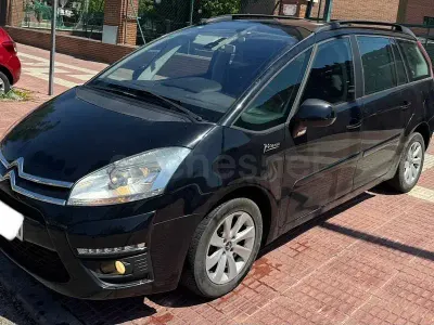 Usado Citroën Grand C4 Picasso Tonic 112 CV (82 kW) 2013 Negro Monovolumen