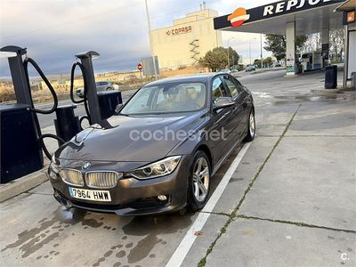 Usado BMW 318 Sport Line 143 CV (105 kW) 2012 Marrón Berlina