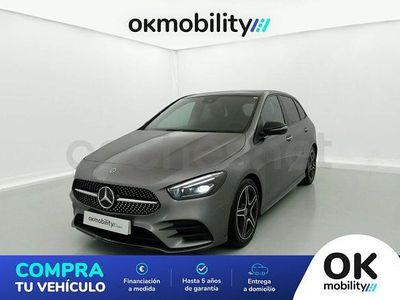 Usado Mercedes B200 150 CV (110 kW) 2022 Gris / plata Monovolumen