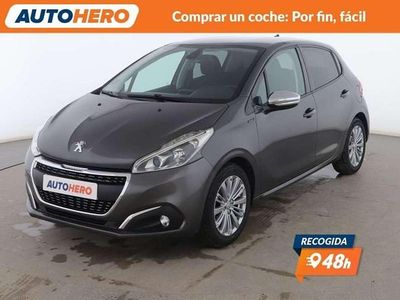 Gris Usado 2019 Peugeot 208 Signature Sky Utilitario | 8399 € (Super precio)