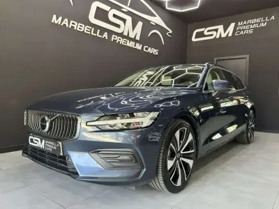 Usado Volvo V60 Plus 197 CV (144 kW) 2024 Azul Familiar