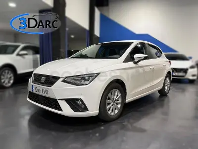Usado Seat Ibiza Style Plus 110 CV (80 kW) 2022 Blanco Utilitario