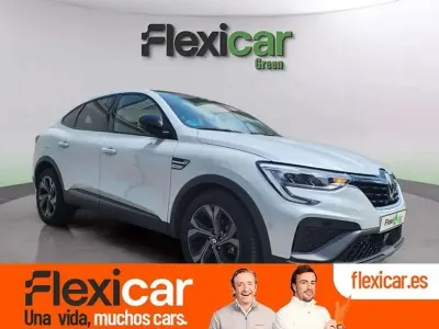 Usado Renault Arkana RS Line 160 CV (117 kW) 2023 Blanco SUV