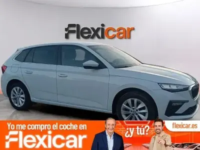 Usado Skoda Scala Selection 115 CV (84 kW) 2024 Blanco Utilitario